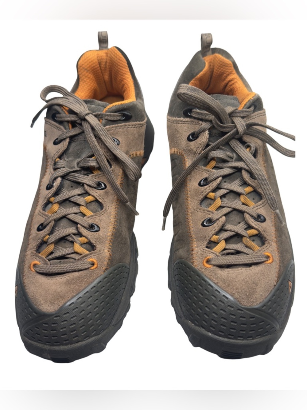 Vasque Men's Gray and Orange Trail Sneakers - Picture 4 of 8